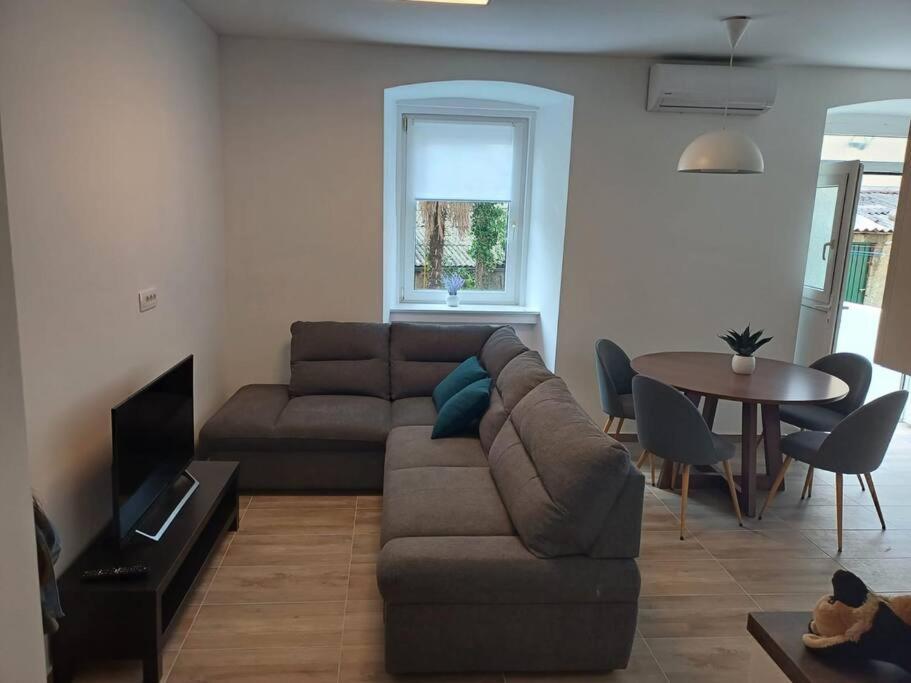 Central Vita Apartment Rijeka Exterior photo